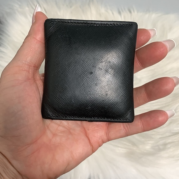 Authentic Prada vintage black leather coin pouch - Picture 6 of 17